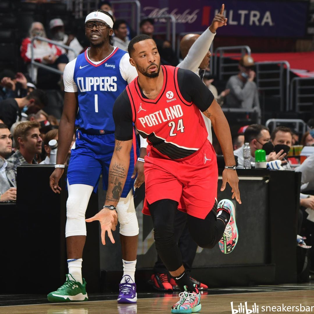 的精准紧逼 的精准紧逼