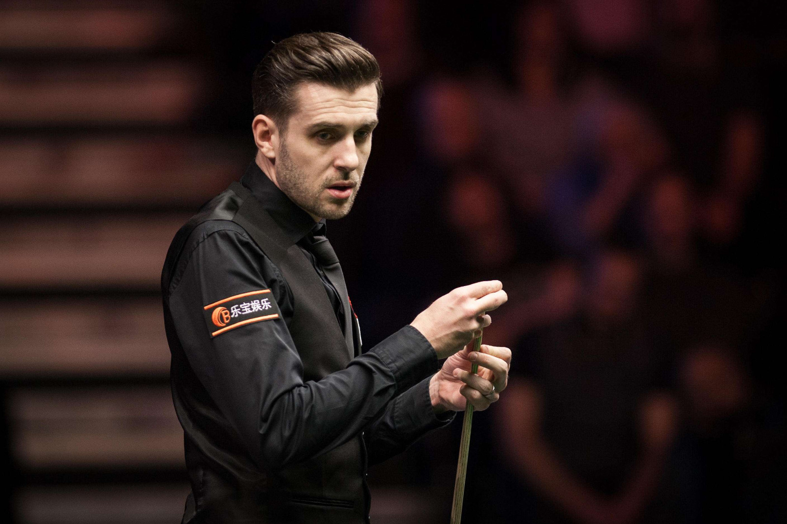 随着足球界 随着足球界