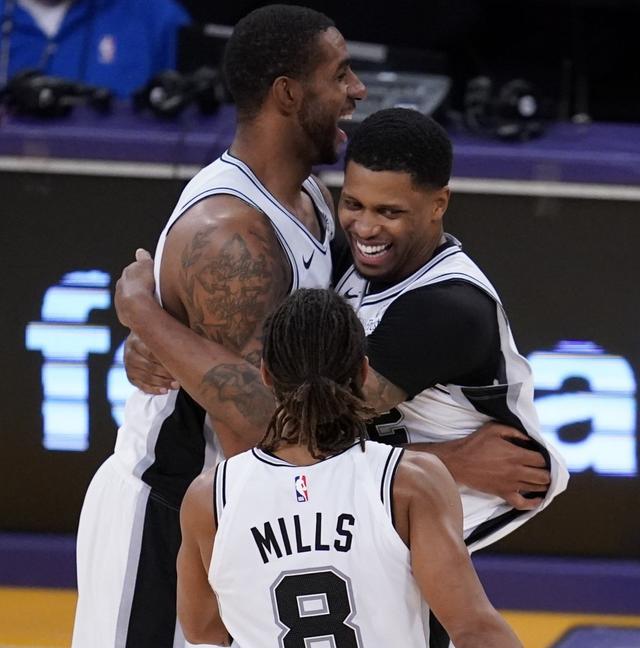 外两名选手 外两名选手